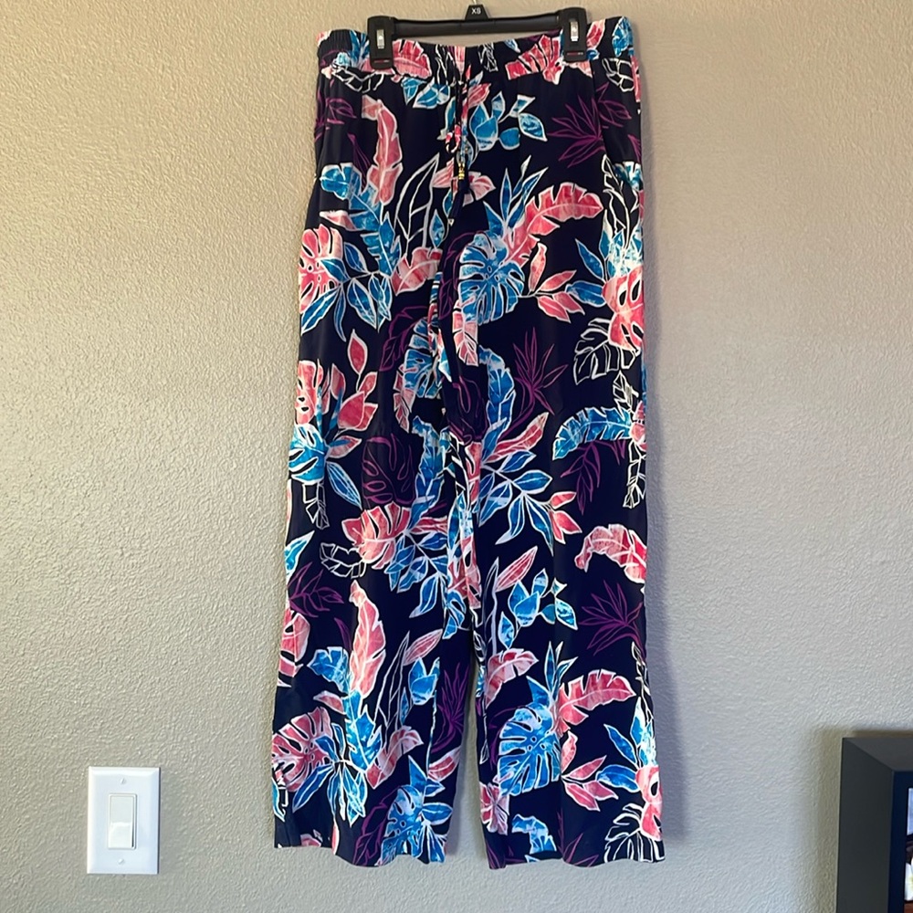 Tommy Bahama rayon beach pants size S/P drawstring W/beautiful tassels